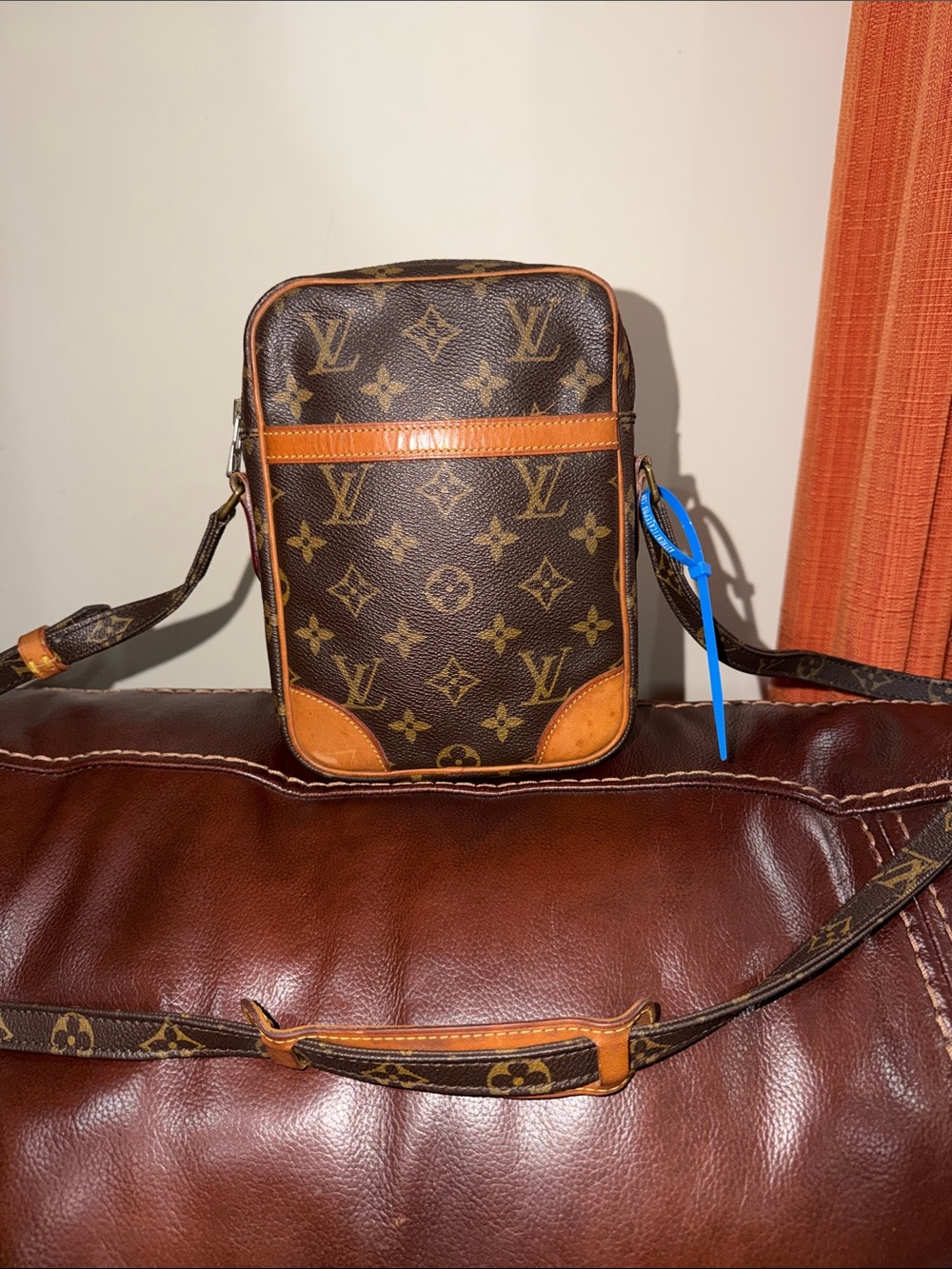 ‼️Authentic Louis Vuitton Danube Crossbody Bag In Monogram Canvas